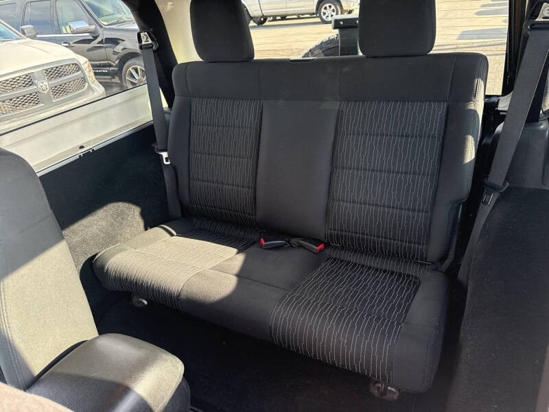 2012 Jeep Wrangler Sahara