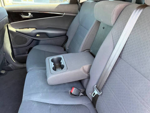 2019 Kia Sorento LX
