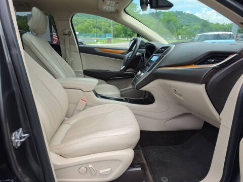 2017 Lincoln MKC Select