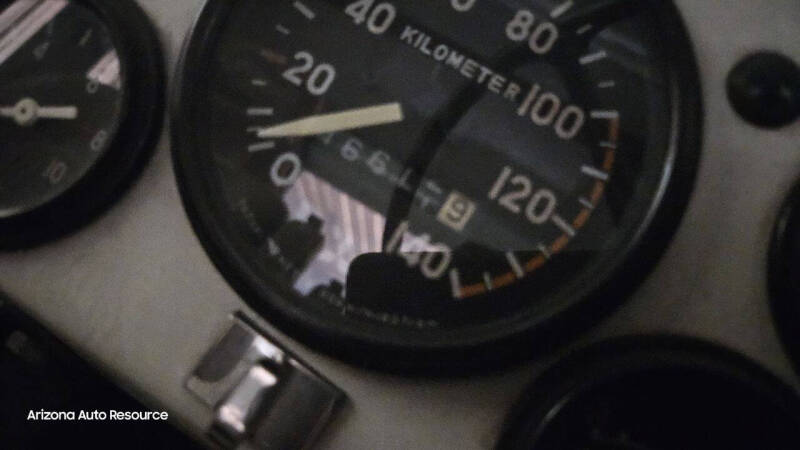 1990 Mitsubishi JEEP