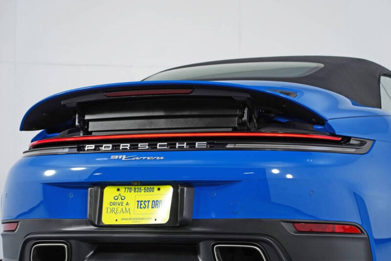 2025 Porsche 911 Carrera