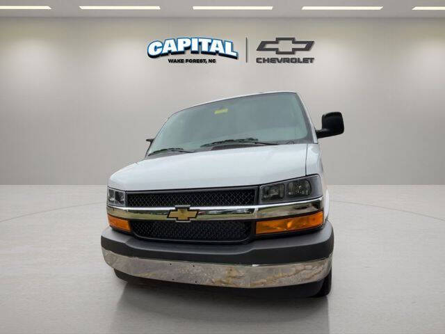 2025 Chevrolet Express 2500
