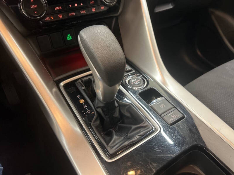 2024 Mitsubishi Eclipse Cross SE