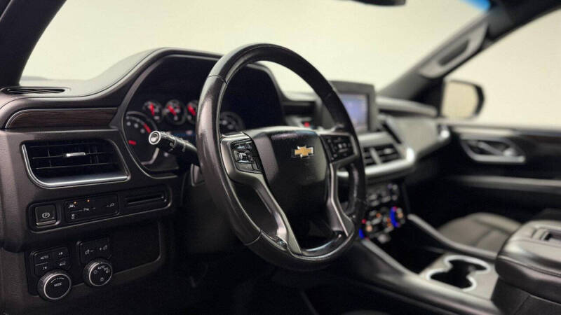 2022 Chevrolet Suburban LS
