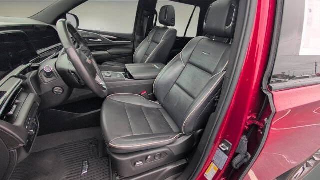 2023 Cadillac Escalade Sport