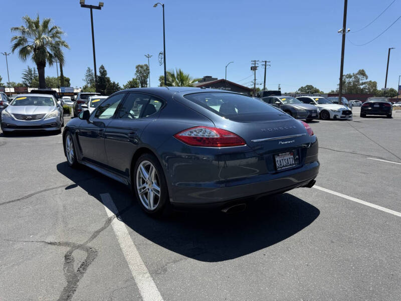 2013 Porsche Panamera