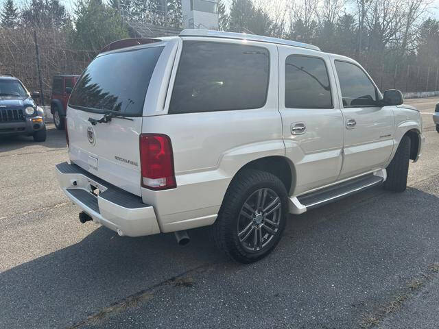 2004 Cadillac Escalade