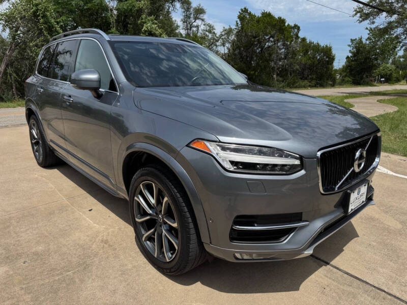 2017 Volvo XC90 T6 Momentum