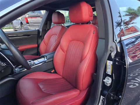 2022 Maserati Ghibli Modena Q4