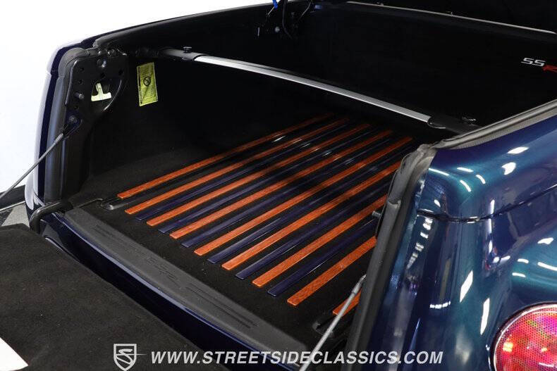 2005 Chevrolet SSR LS