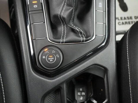 2024 Volkswagen Taos SE 4Motion