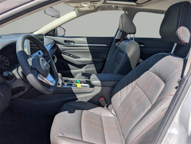 2025 Nissan Altima 2.5 SR