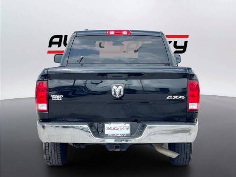 2021 RAM 1500 Classic SLT