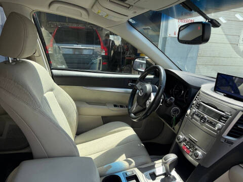 2011 Subaru Outback 2.5i Premium