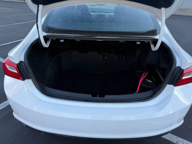 2018 Chevrolet Malibu Hybrid