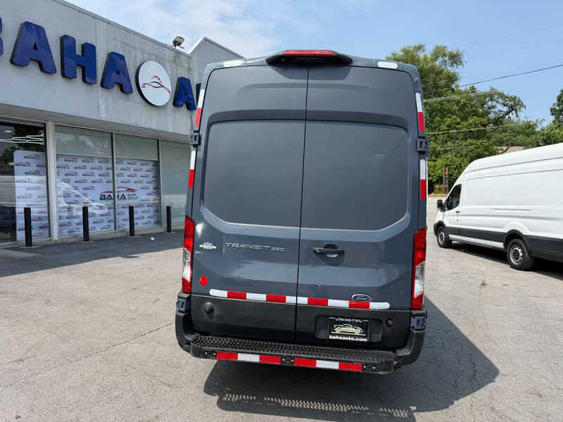 2020 Ford Transit 250