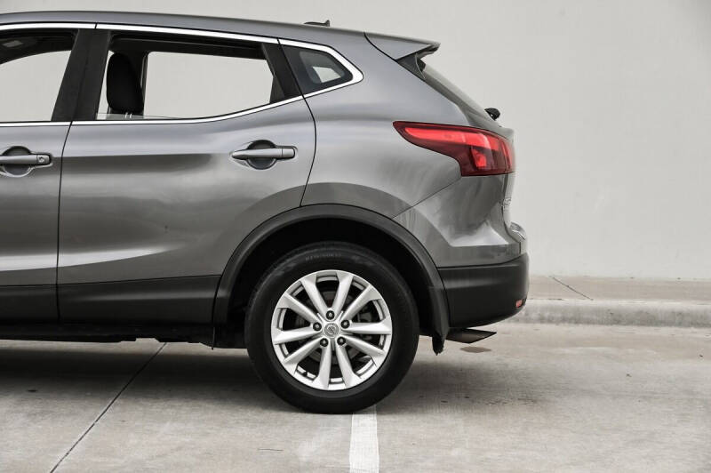 2017 Nissan Rogue Sport SL