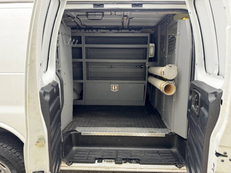 2021 GMC Savana 2500