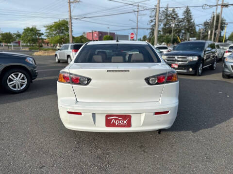 2016 Mitsubishi Lancer ES