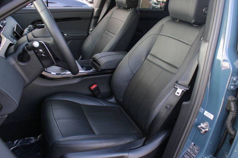 2024 Land Rover Range Rover Evoque P250 Dynamic SE