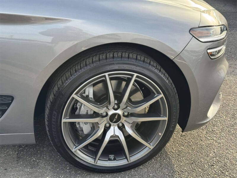 2026 Genesis G70 2.5T Standard