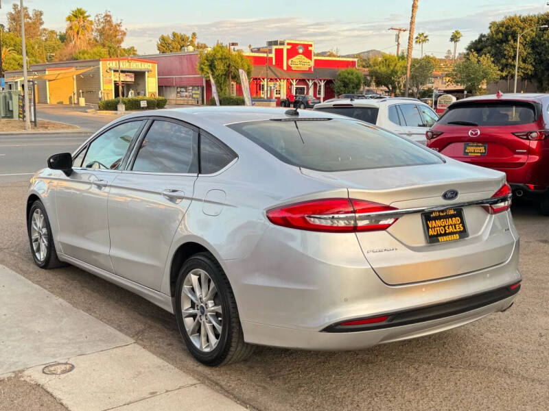 2017 Ford Fusion SE