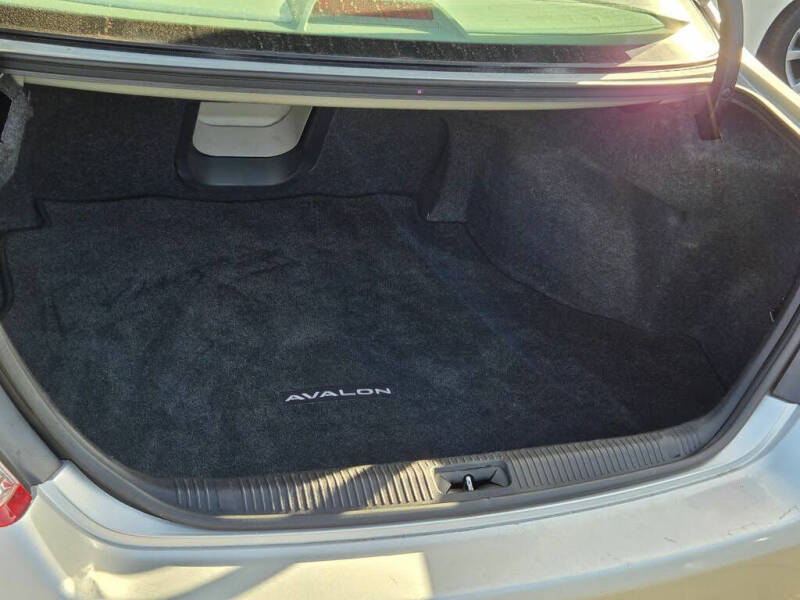 2006 Toyota Avalon XLS