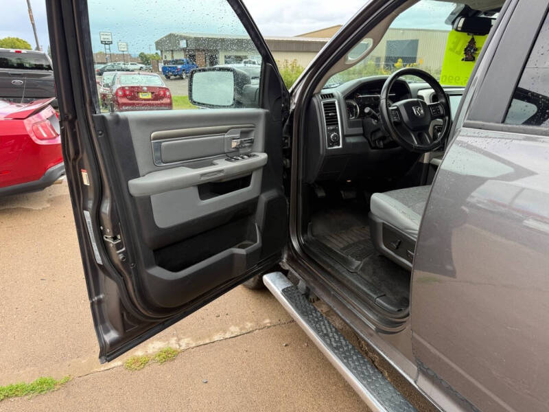 2017 RAM 1500 Big Horn