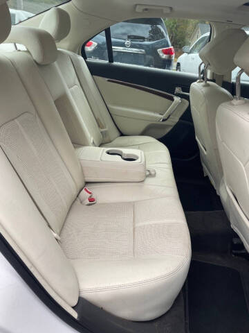 2011 Lincoln MKZ Hybrid