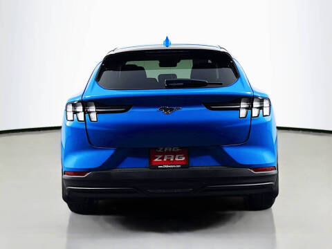 2022 Ford Mustang Mach-E Select