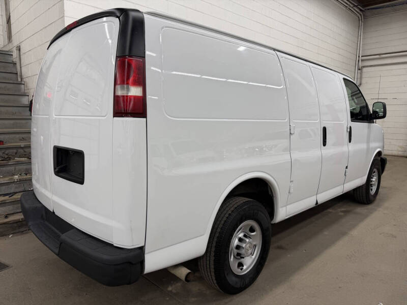 2018 Chevrolet Express 2500