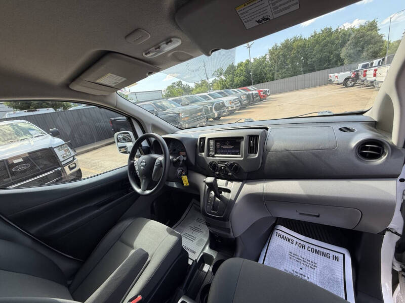 2021 Nissan NV200 S