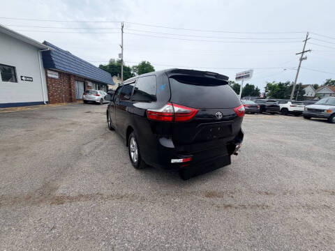2020 Toyota Sienna L 7-Passenger