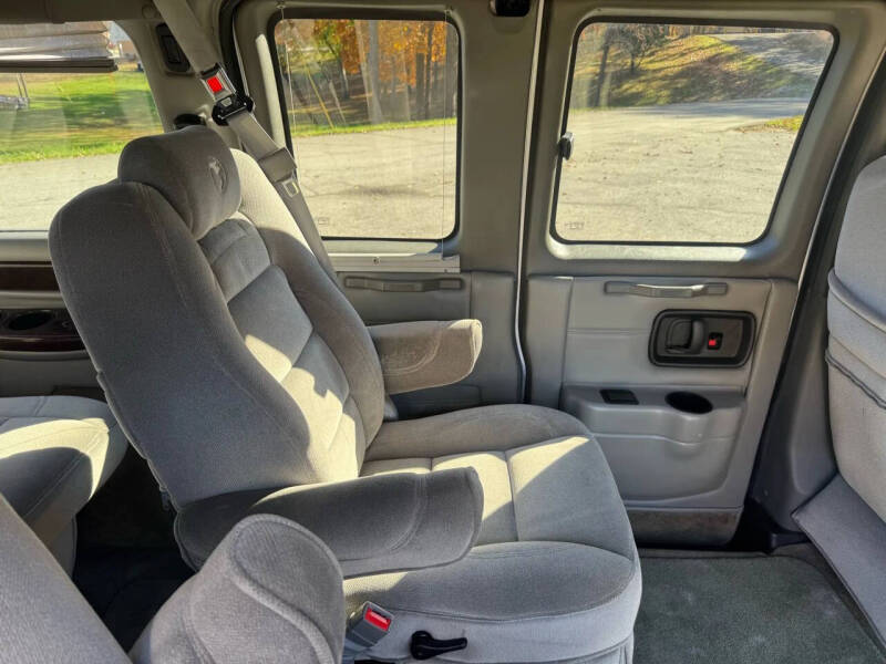 2010 GMC Savana 1500