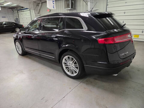 2019 Lincoln MKT Reserve