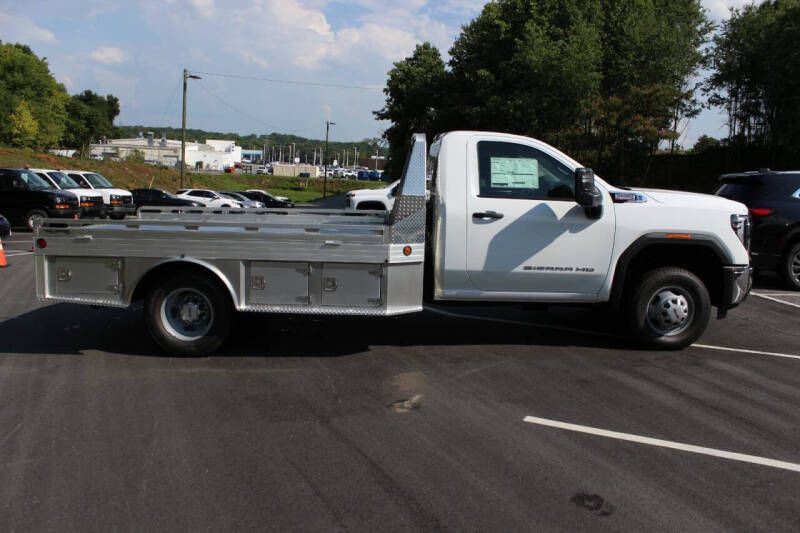 2026 GMC Sierra 3500HD CC