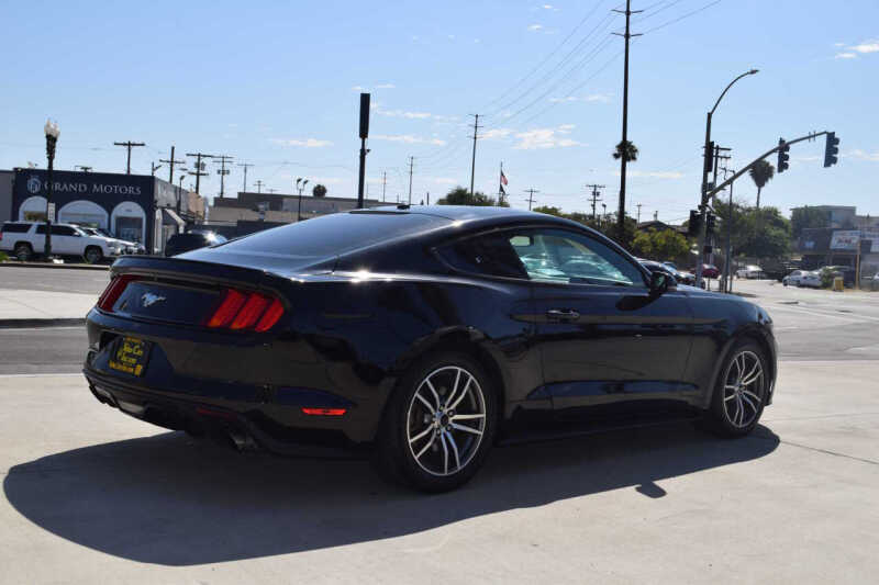 2015 Ford Mustang