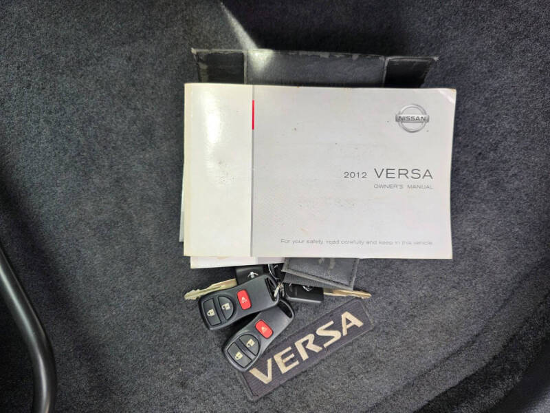 2012 Nissan Versa 1.8 S