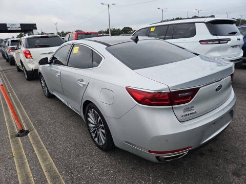 2017 Kia Cadenza Premium