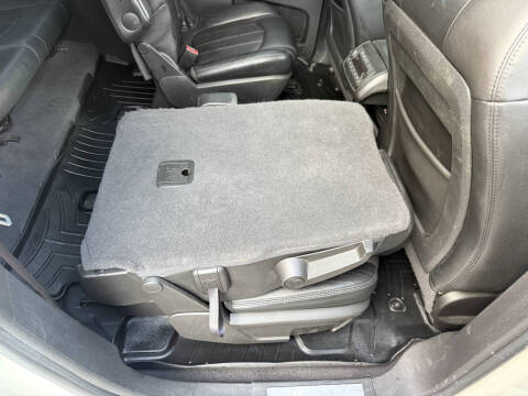 2011 GMC Acadia Denali