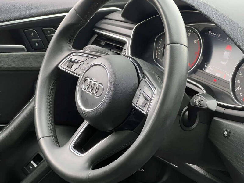 2019 Audi A4 Titanium 40 TFSI