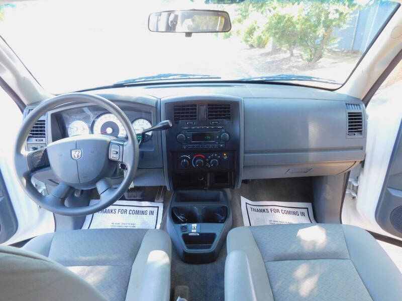 2007 Dodge Dakota ST