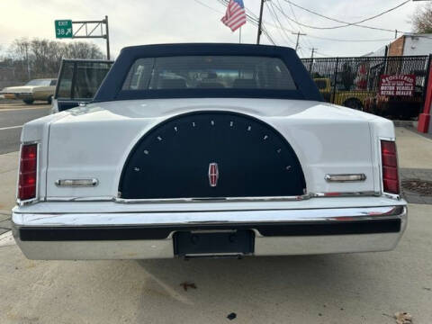 1986 Lincoln Town Car