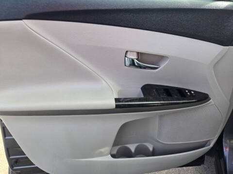 2013 Toyota Venza LE