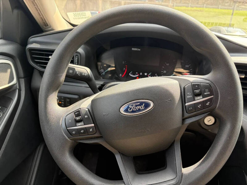 2022 Ford Explorer
