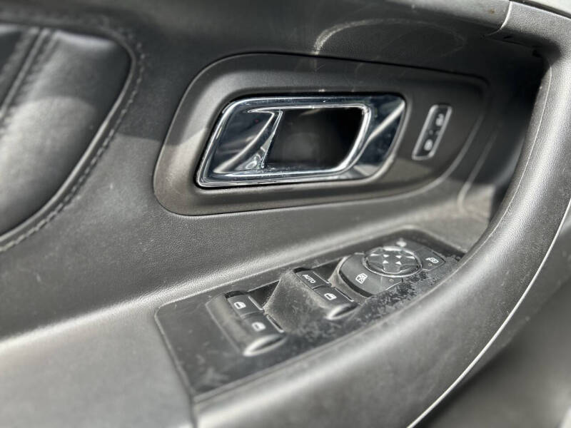 2014 Ford Taurus SEL