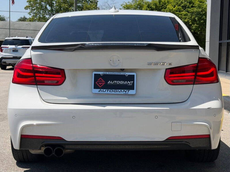 2017 BMW 3 Series 330e iPerformance