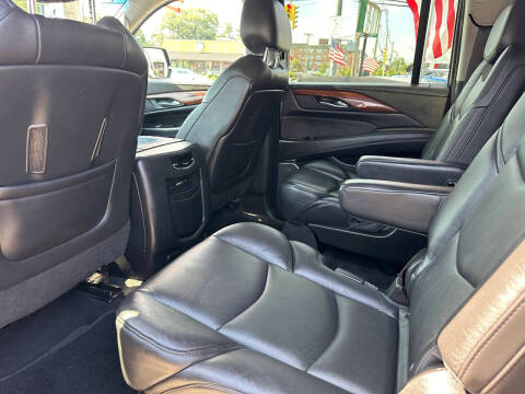 2015 Cadillac Escalade ESV Luxury