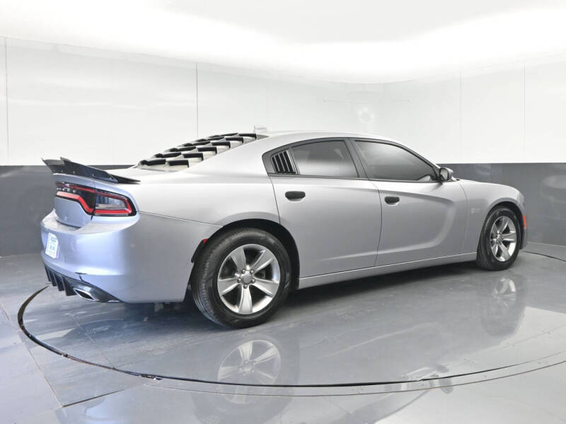 2017 Dodge Charger SXT