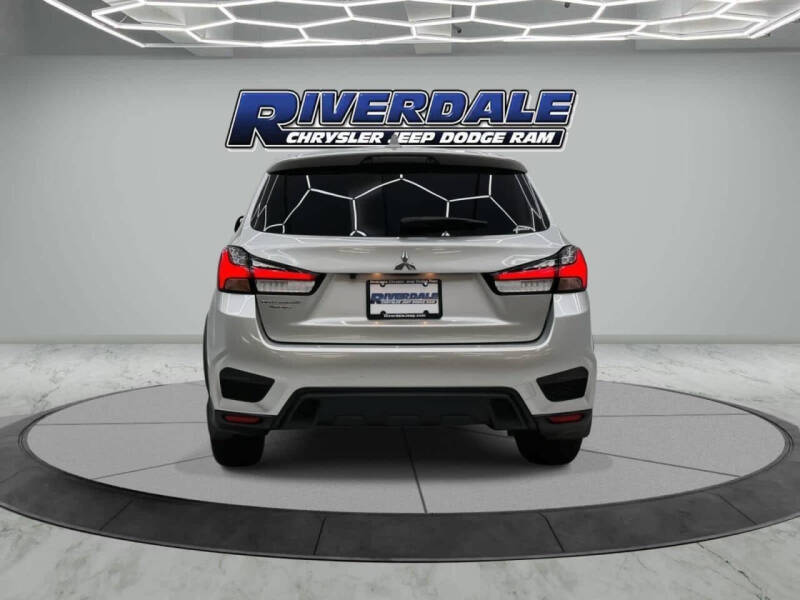 2024 Mitsubishi Outlander Sport ES